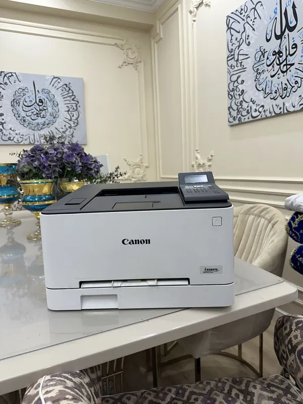 Принтор цветной Canon LBP631Cw