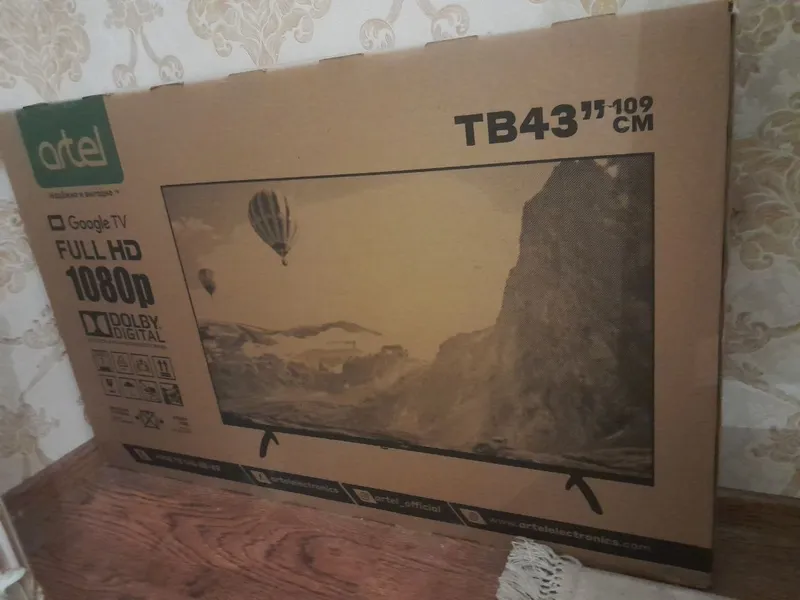 Tелевизор Artel TB43 с диагональю 43 дюйма 109 см Tелевизор Artel TB43 с диагональю 43 дюйма 109 см