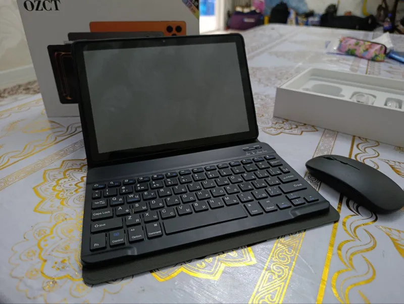 Planshet+ noutbuk iPhone 17pro max model