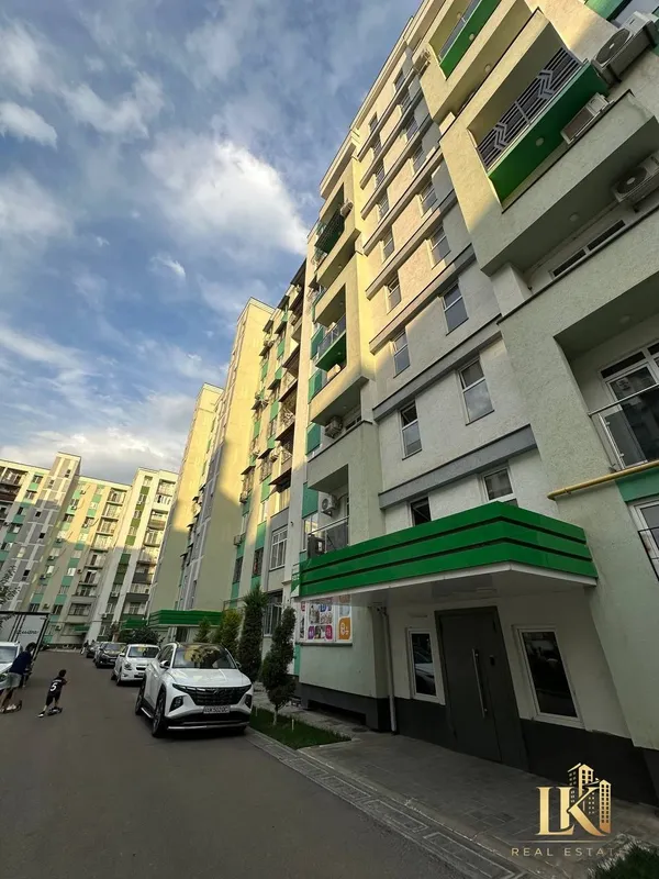 Продаётся 3-комнатная квартира в ЖК Green Park — фото 1