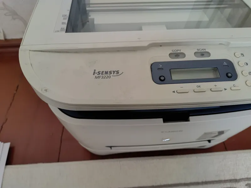 Canon i-sensys MF3220 1 Canon i-sensys MF3220 1
