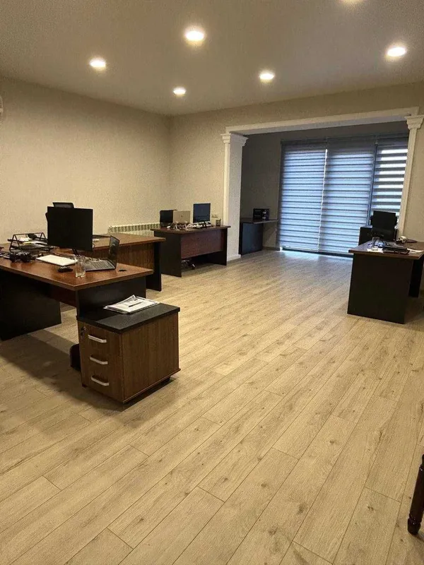 Объект с арендаторами в центре, 335 кв.м, офис,клиника — фото 3