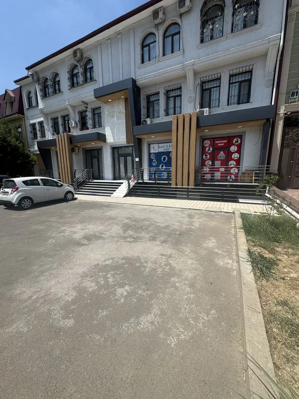 110 m2 yarim podvalli, yangi remontdan chiqqan joy ijaraga beriladi. 4