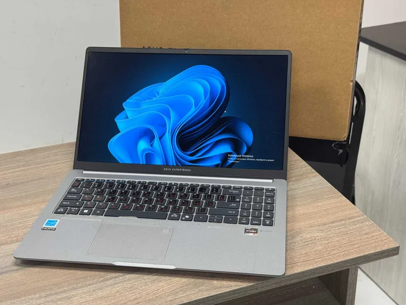 asus expertbook p1 1