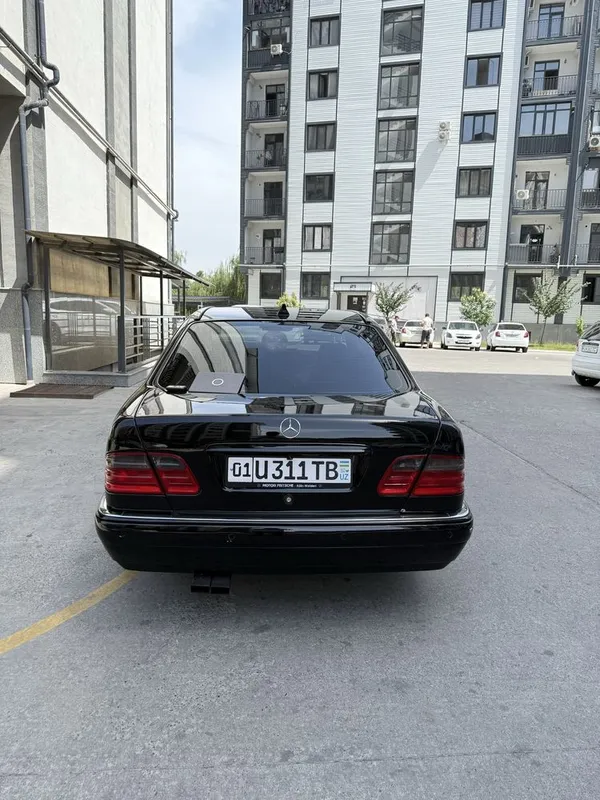 W210 Mercedes-Benz с красивым салоном! Проект 4