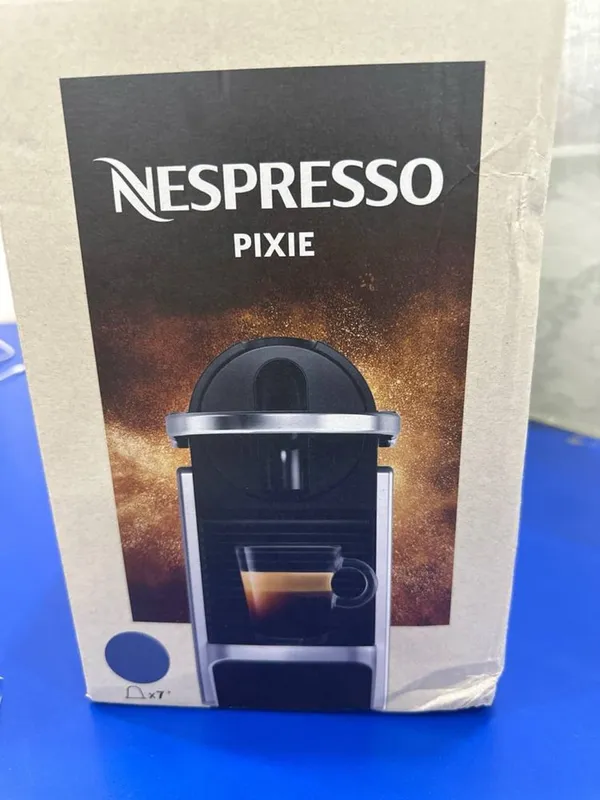Кофемашина Nespresso pixie (Швейцария) Оригинал — фото 1