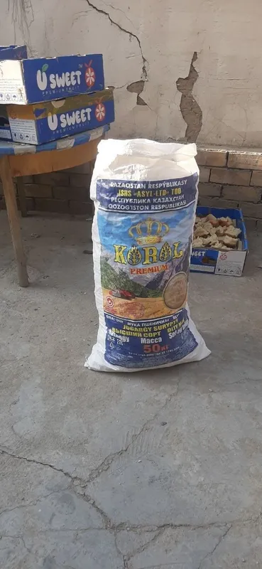 Qotgan non sotiladi 2 Qotgan non sotiladi 2