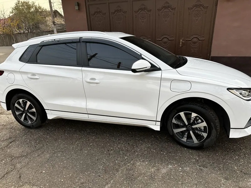 Продается е2 byd 2023 года — фото 1