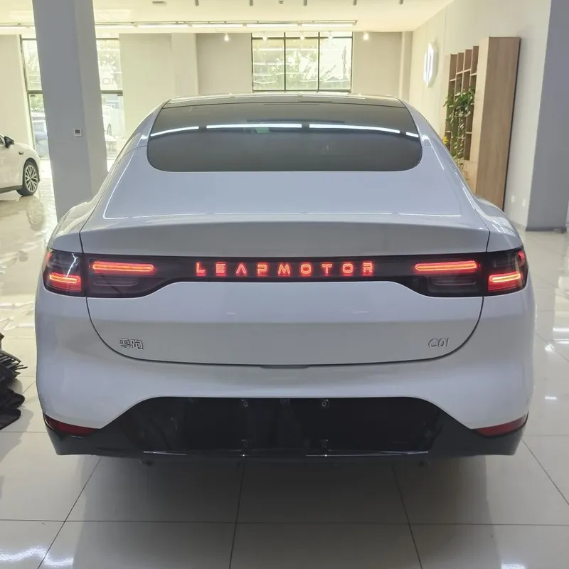 Leapmotor C01 525Km Elektr Smart Restaylin Dopopsiya 2025 3yil kafolat — фото 2