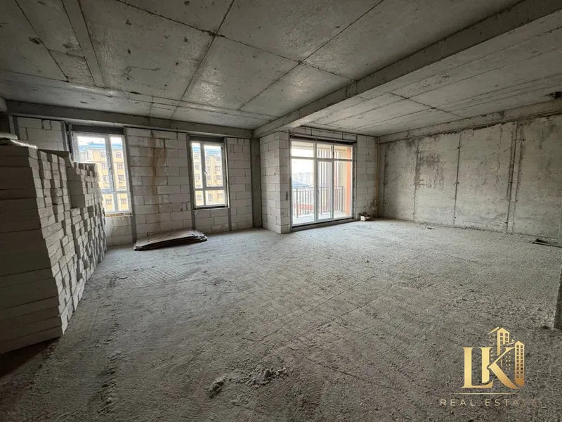 Продаётся 3-комнатная квартира в ЖК Celebrity Residence — фото 4