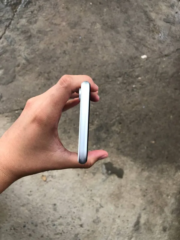 iphone xr ёмкость 67 256гб только корпус алмашган — фото 3