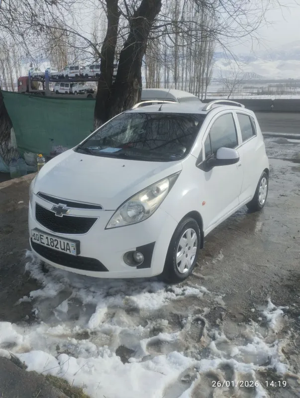 Avtomobil Chevrolet Spark — фото 4