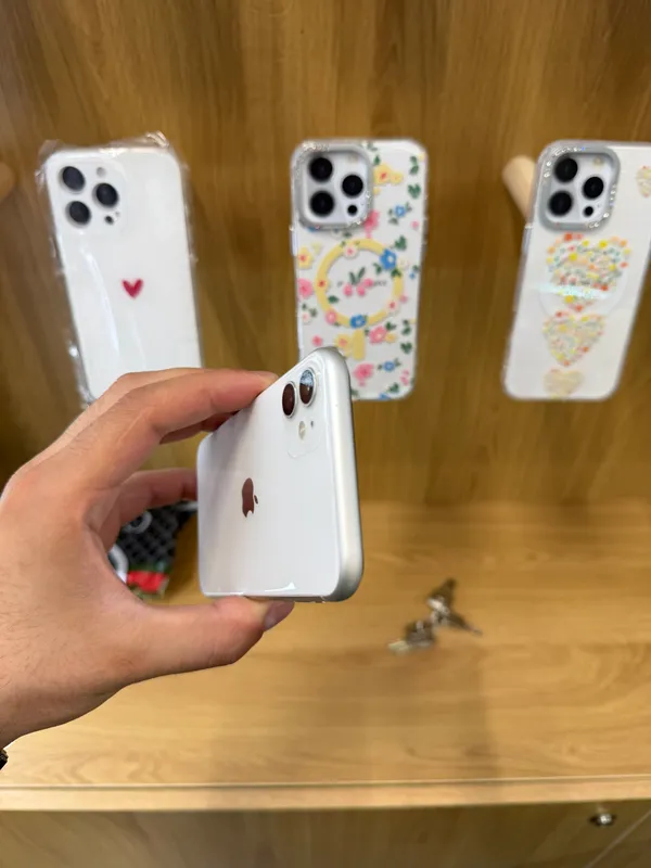 iPhone 11 White ideal