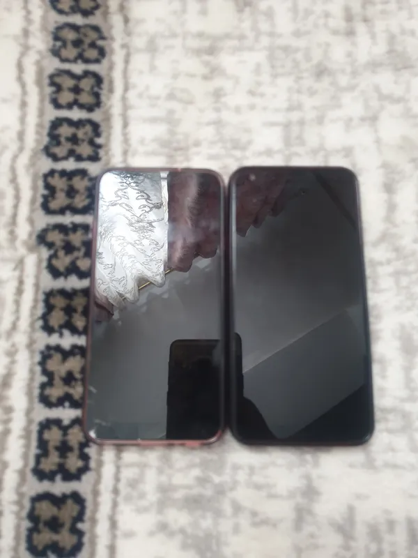 LG Q7 1 LG Q7 1