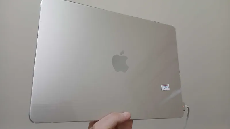 MacBook Air 13-inch, M4, 2025 — фото 1