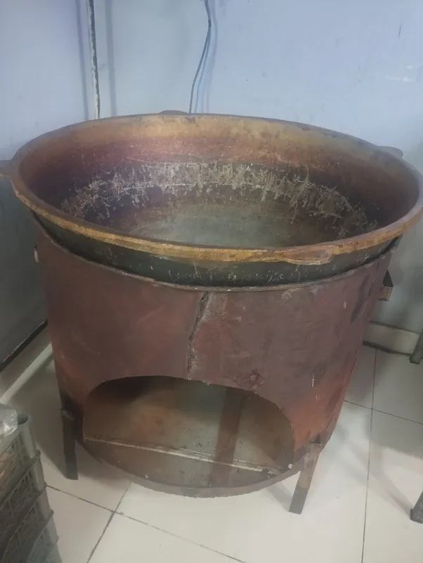 Qozon ochoq sotiladi 25kgli