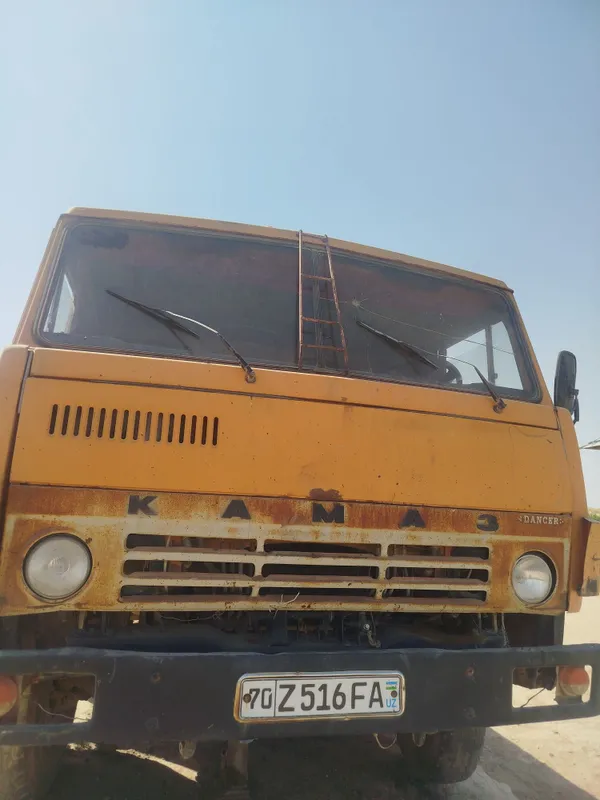 Kamaz 53212 sotililadi