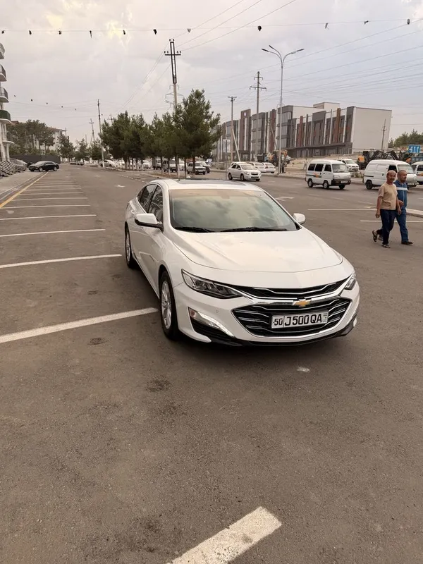 Malibu premier 2021й холти зур 1 Malibu premier 2021й холти зур 1