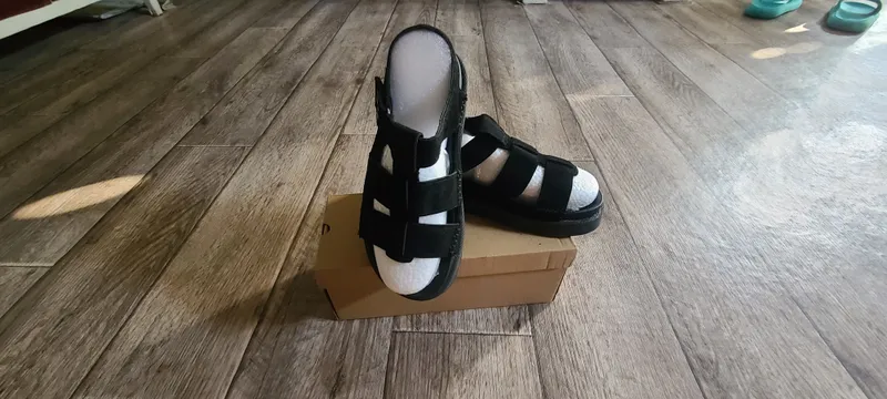 фирменные басаножки UGG фирменные басаножки UGG