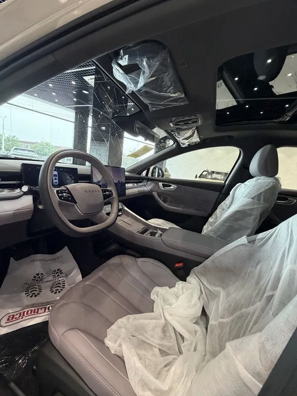 Roewe 2100Km hybrid . rasmiy avto salon — фото 3