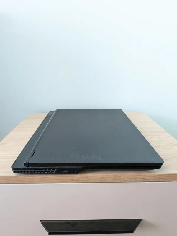 Lenovo Legion i5 8300H/16/512/GTX 1050 2 Lenovo Legion i5 8300H/16/512/GTX 1050 2