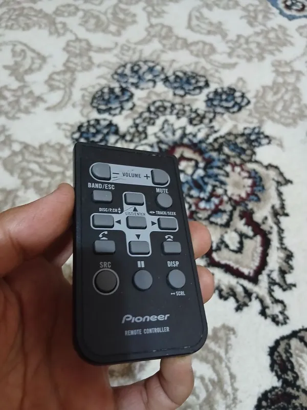 Pioneer pult sotiladi 2 Pioneer pult sotiladi 2