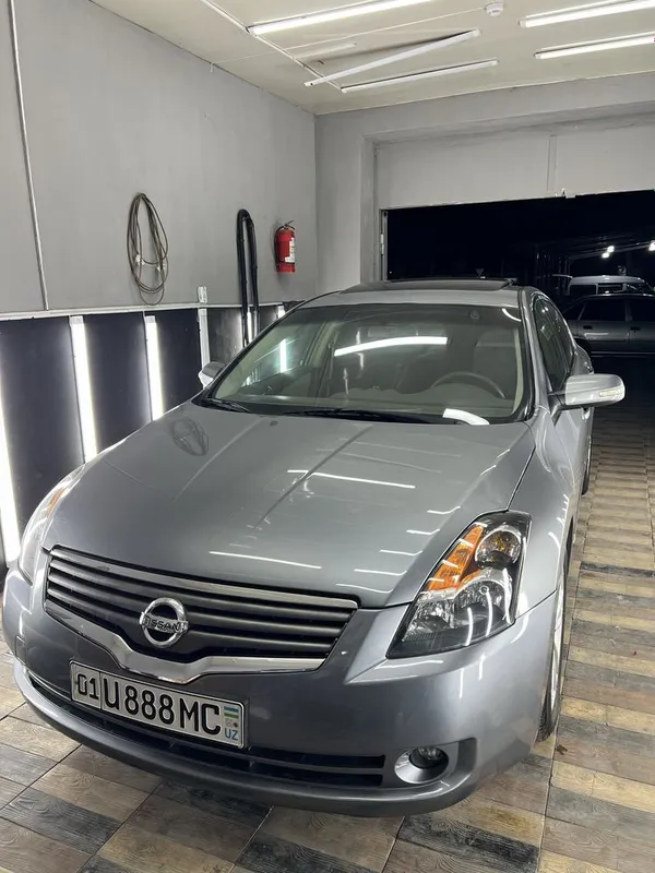 altima dubayskiy 2008 yil