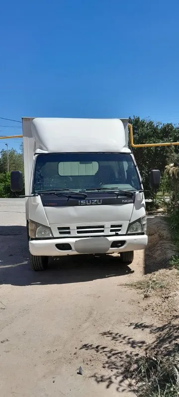 Isuzu sotiladi 2020 yil 4 Isuzu sotiladi 2020 yil 4