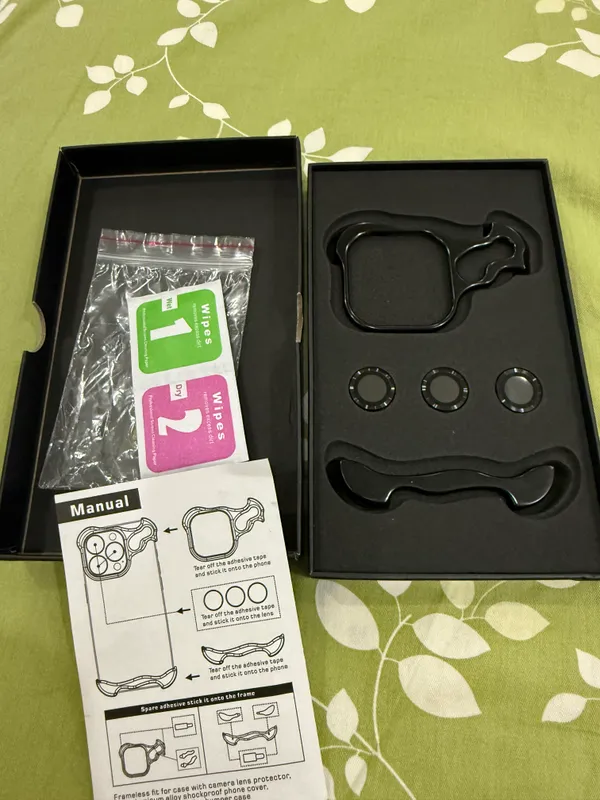 iPhone 16 Pro uchun Minimalist g'ilof 2
