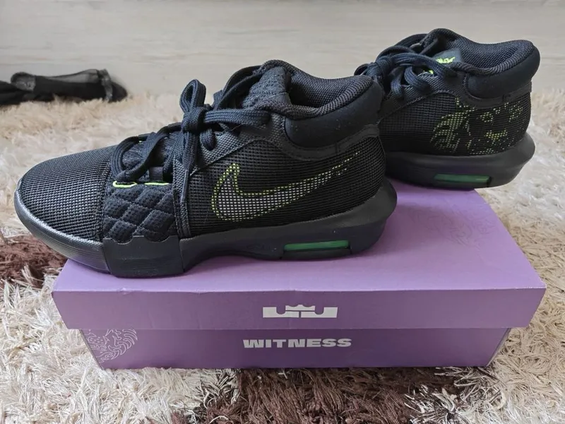 Nike lebron мужские кроссовки новые из США 2