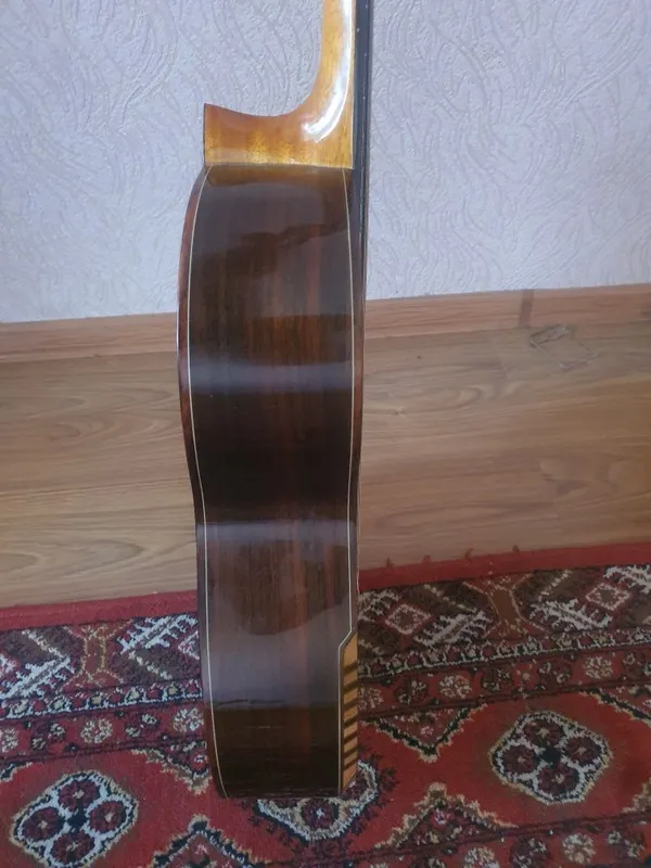 Продаётся классическая гитара — фото 3