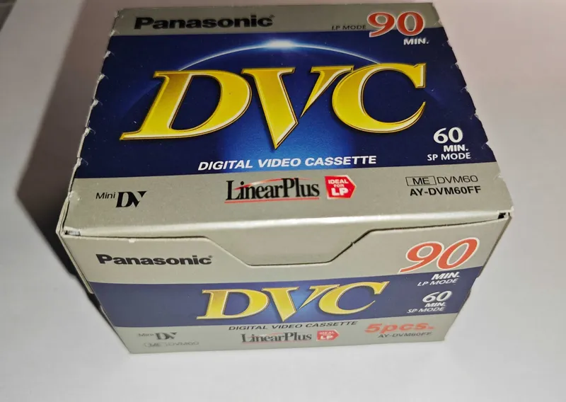 Продаю mini DV видеокассеты Panasonic — фото 1 Продаю mini DV видеокассеты Panasonic — фото 1