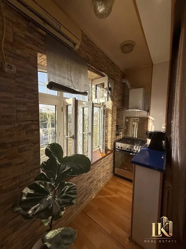 Продаётся 4-комнатная квартира, 72 м², Яшнабадский район (ориентир: японское посольство) 4