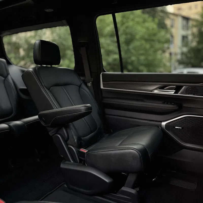 Jeep Wagoneer в идеальном состоянии 9 Jeep Wagoneer в идеальном состоянии 9