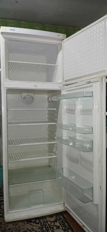 Холодильник продается — фото 1