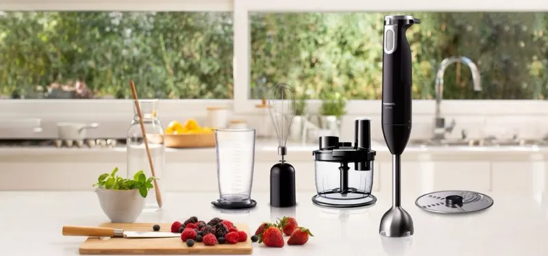 Panasonic SS40 suvga botiriladigan blenderi 2 Panasonic SS40 suvga botiriladigan blenderi 2
