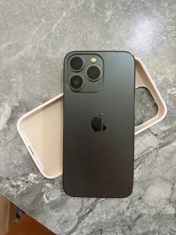 iPhone 13 pro 2 iPhone 13 pro 2