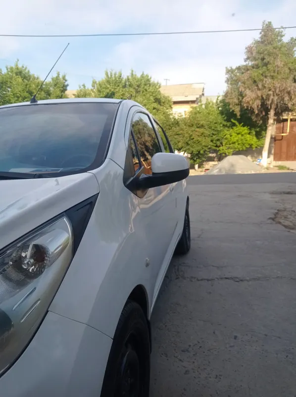 Spark 2014 yil 1.25 mator kandiyor bor Ideal 8
