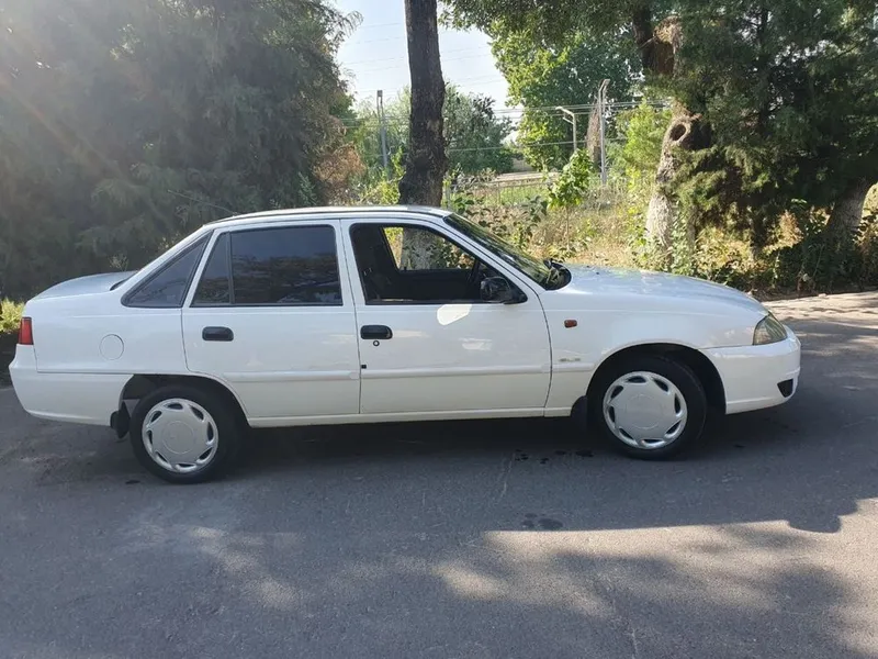 srochno nexia 2 sotiladi 3
