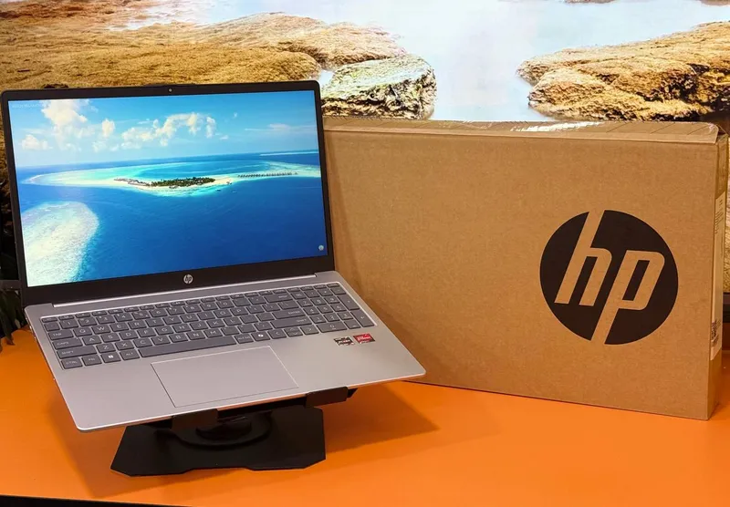 HP Laptop noutbuk 3