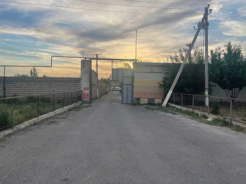 Склад / производство 2000 м² в аренду, заезд для фур — фото 1 Склад / производство 2000 м² в аренду, заезд для фур — фото 1