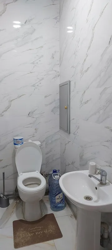 Sergeli 5 bekatga yaqin 2 xonali 7