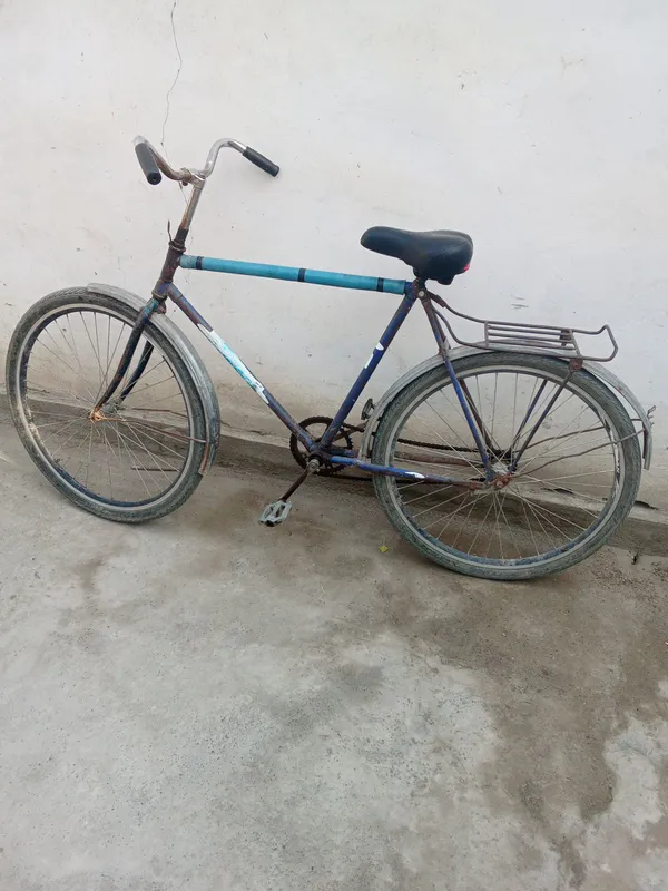 Velosiped sotiladi!