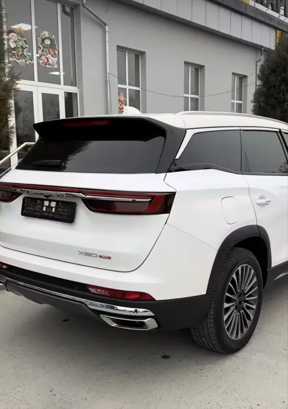 Jetour x 90 plus full pozitsiyasi