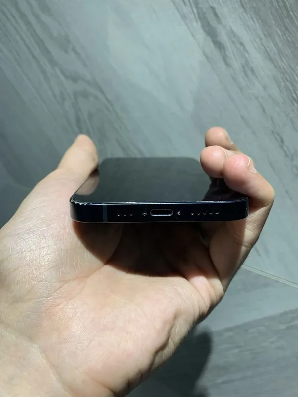 Продаётся iPhone 13 4 Продаётся iPhone 13 4