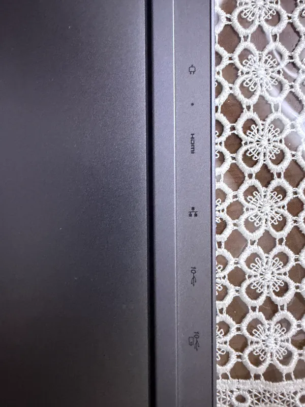 Lenovo Legion Slim 5 8 Lenovo Legion Slim 5 8