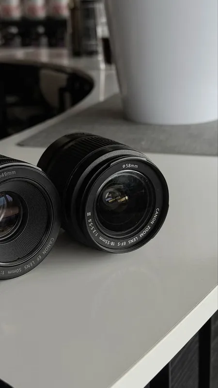 canon eos 250d kit 18-55mm+50mm 1.8 — фото 2