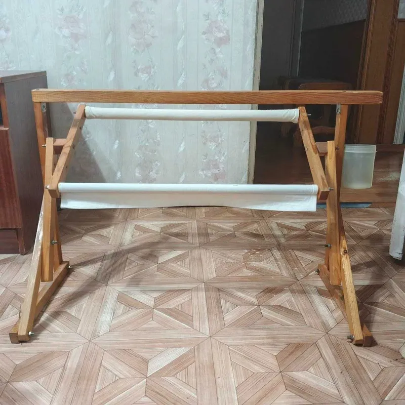 Продаются станки для вышивания и нитки к ним Продаются станки для вышивания и нитки к ним