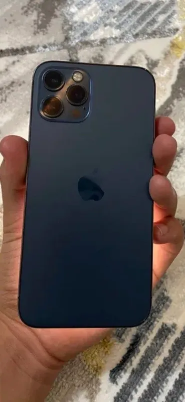 iPhone 12 Pro iPhone 12 Pro
