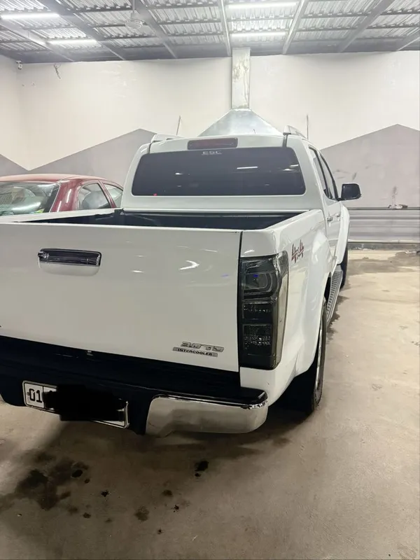 продается ISUZU D MAX IRBIS 3.0 — фото 2